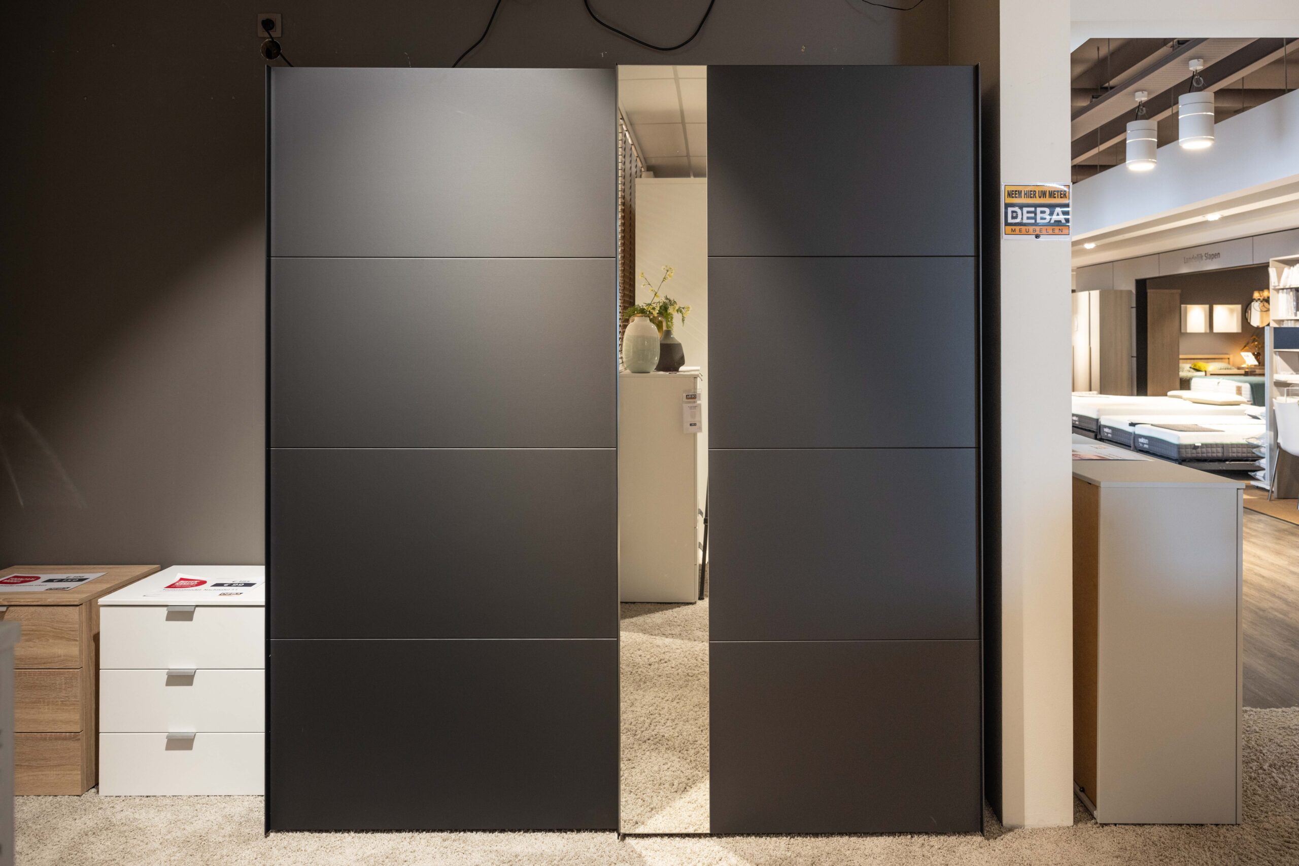 Express Schuifdeurkast MADRID - Antraciet Antraciet Express Schuifdeurkast MADRID - Antraciet Antraciet