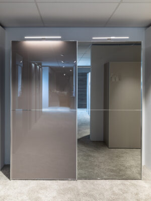 Staud Schuifdeurkast SINFONIE PLUS - inclusief verlichting Grijs