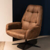 Henders & hazel Fauteuil Archi + voetbank - Bruin Henders & hazel Fauteuil Archi + voetbank - Bruin Bruin